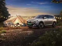 Kia Carens Clavis EV: The Electric Revolution in Family MPVs | Jaipur Guide hero image