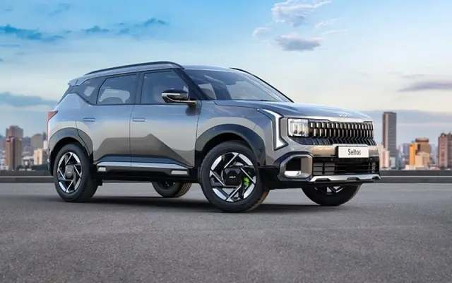 Kia Seltos on road price Jaipur hero image showing the Kia Seltos for buyers comparing variant-wise budget and booking costs in Jaipur.