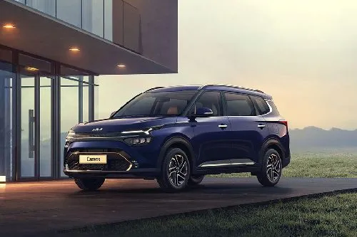 Kia Carens image in Jaipur