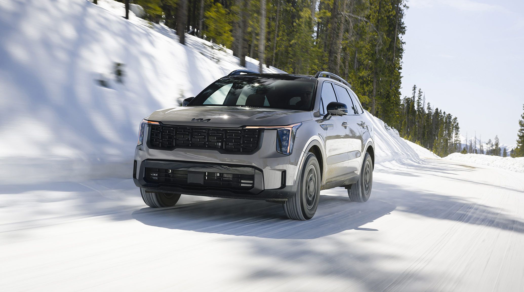 Kia Sorento global model in snow