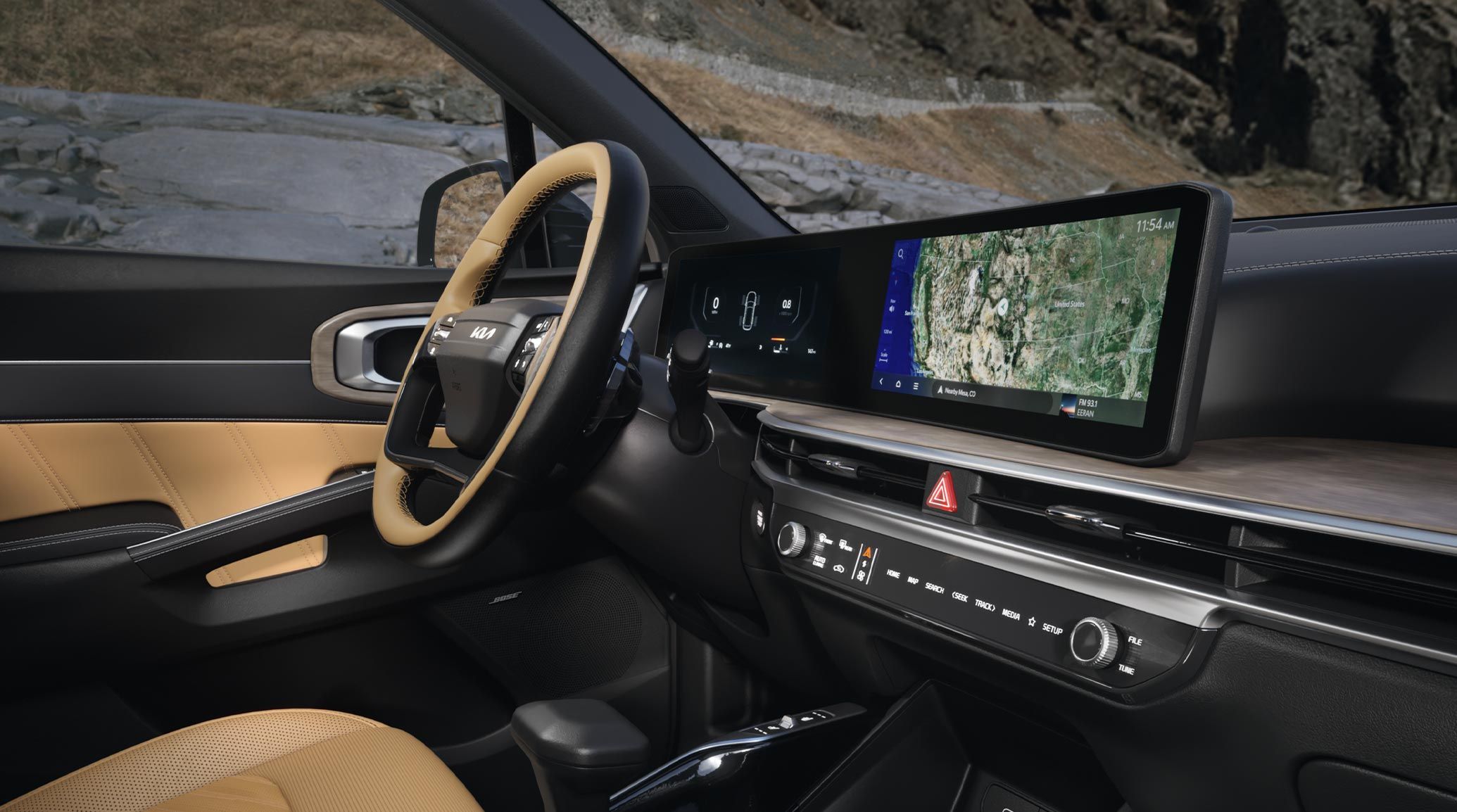 Kia Sorento panoramic display interior